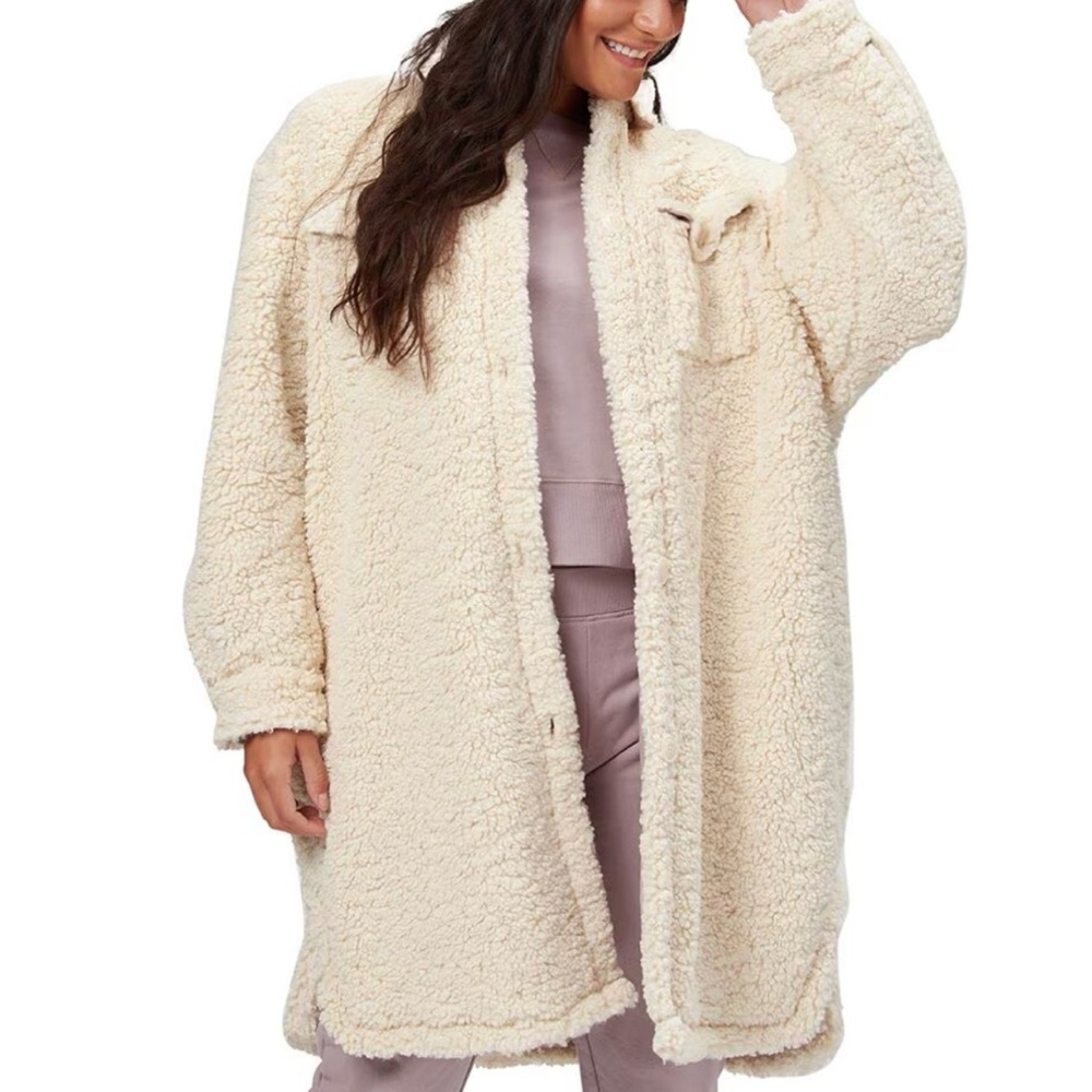 Basin and Range Oversized Cream Sherpa Jacket